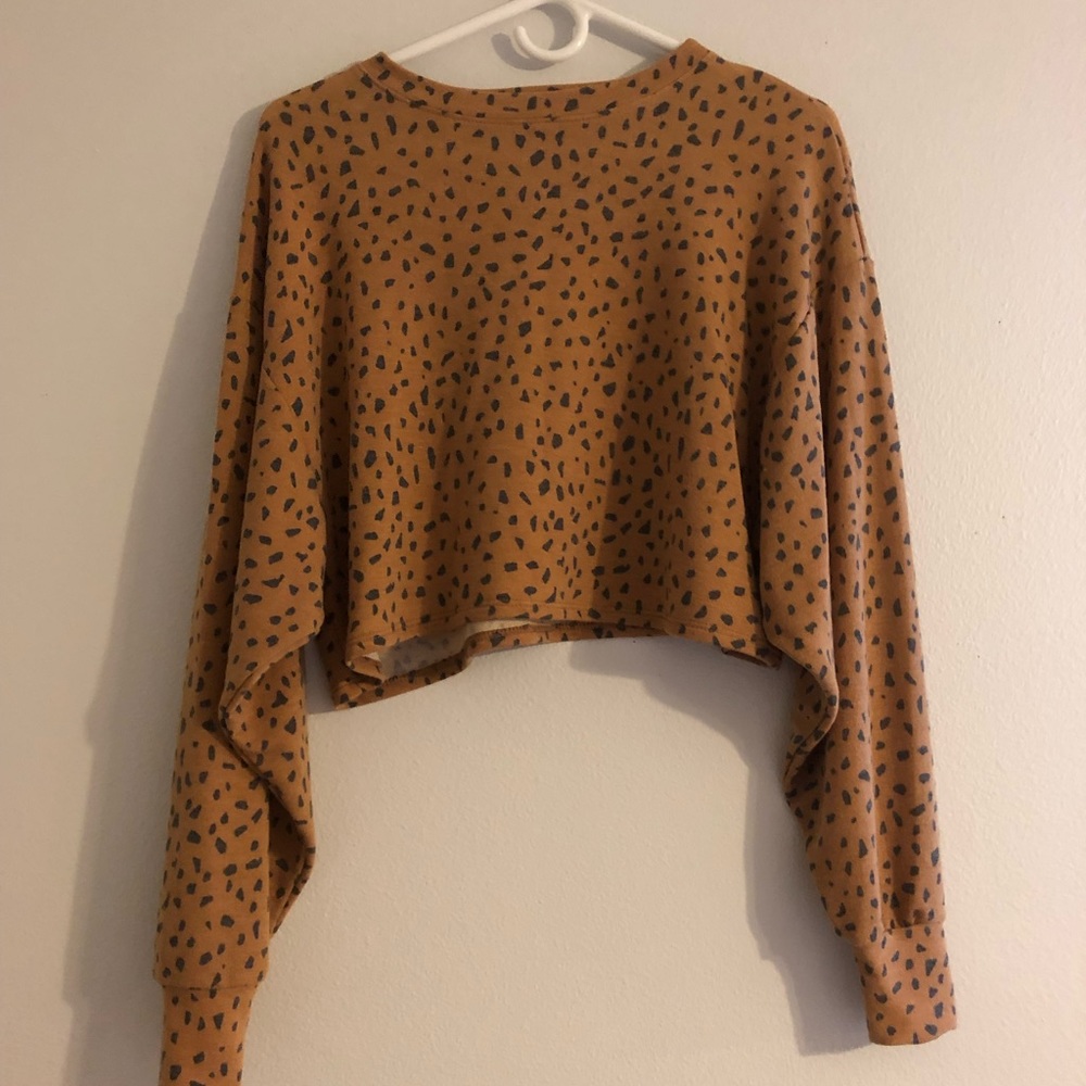 XS adult cheetah print Lulus shirt
